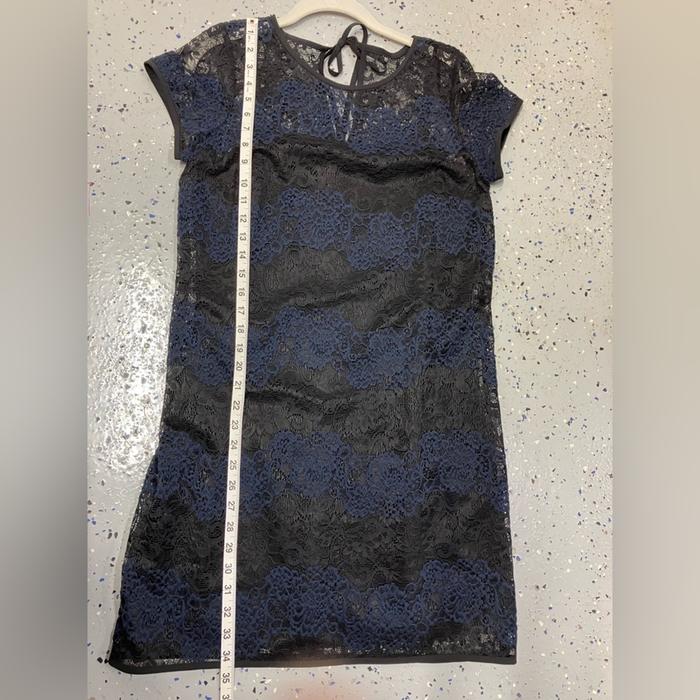 Ann Taylor Loft Lace Shift Dress Mini Black and Blue Size 4 - Picture 14 of 14